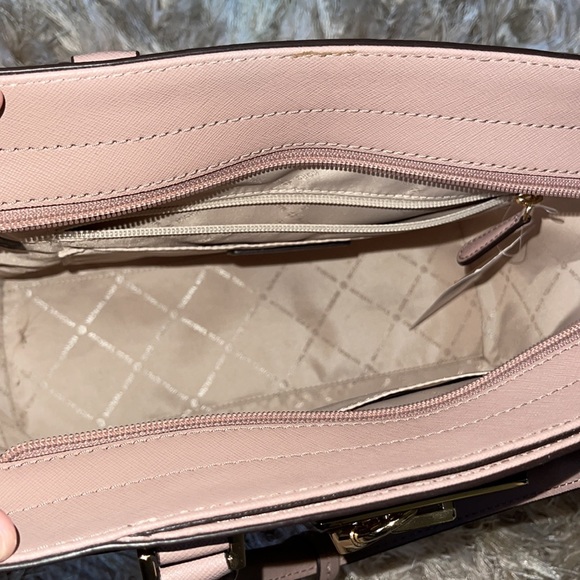 Michael Kors Hamilton Satchel in Pink - Picture 9 of 12